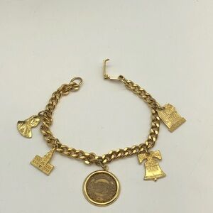 Vintage Benjamin Franklin Gold Tone Charm Bracelet